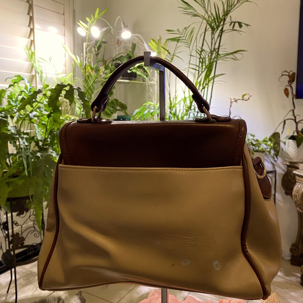 LIZ CLAIBORNE LEATHER VINTAGE HANDBAG - Picture 5 of 7
